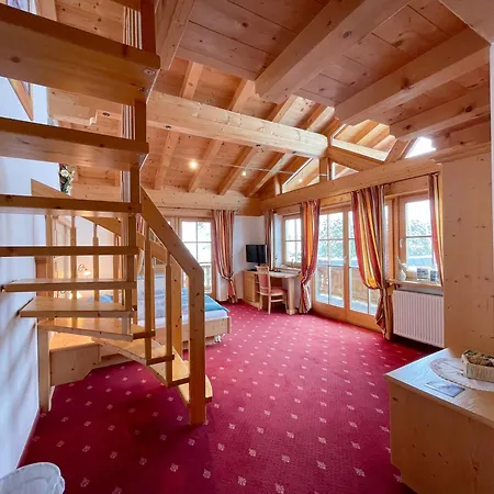 Ochsalm Bed & Breakfast 3*