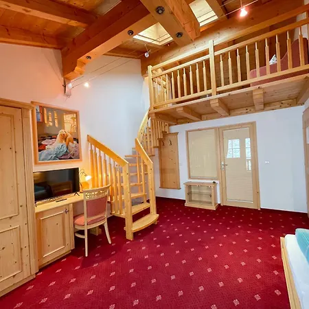 Ochsalm Bed & Breakfast 3*